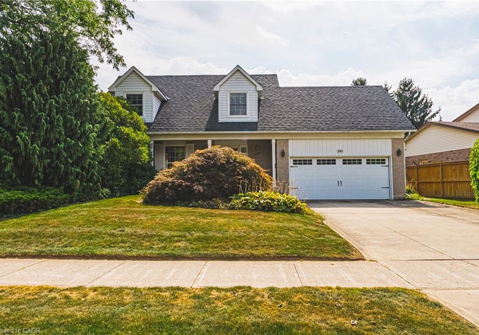 140-amberly-boulevard-ancaster-ontario-40774049