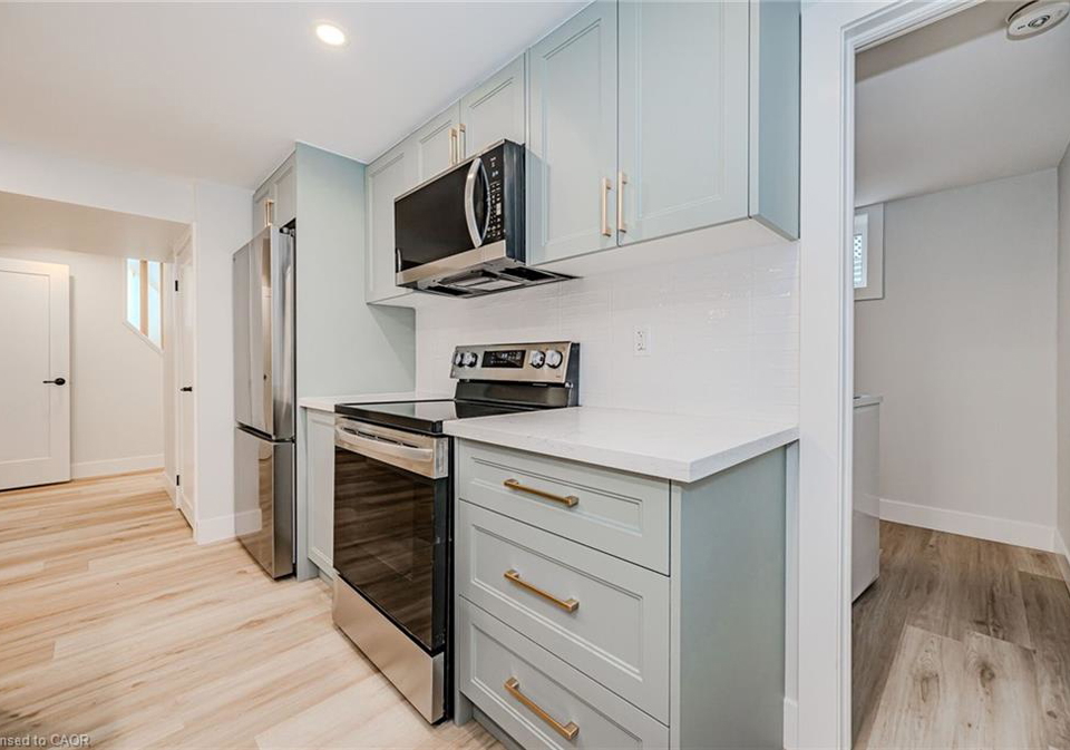 38-endfield-avenue-hamilton-ontario-40774132