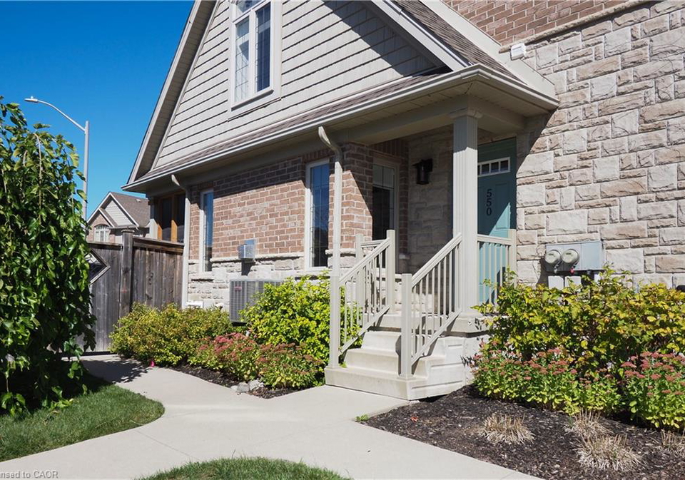 550-landgren-court-kitchener-ontario-40774214