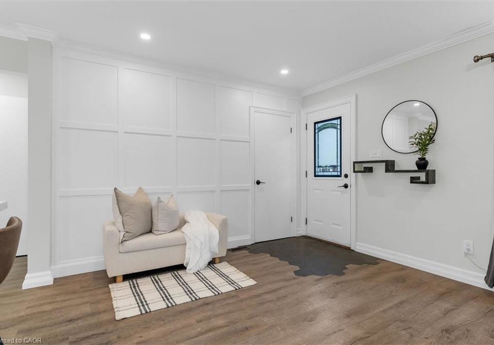 3-mulock-avenue-hamilton-ontario-40774239