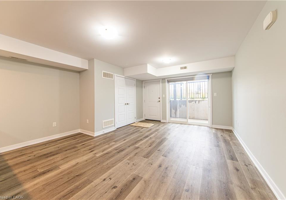 1331-countrystone-drive-waterloo-ontario-40774364