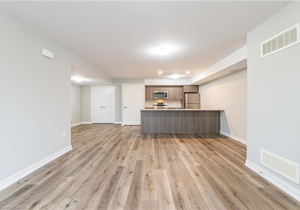 1331-countrystone-drive-waterloo-ontario-40774364