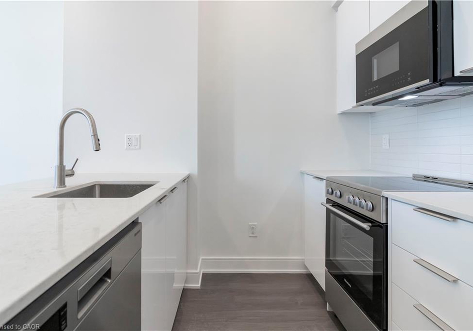 25-wellington-street-s-kitchener-ontario-40774379