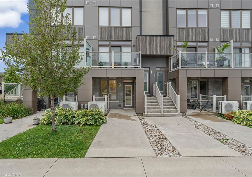 261-skinner-road-waterdown-ontario-40774401