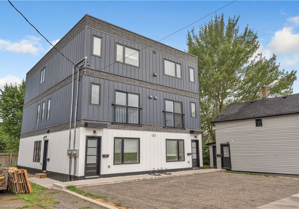 133-durham-street-unit-b-port-colborne-ontario-40774481