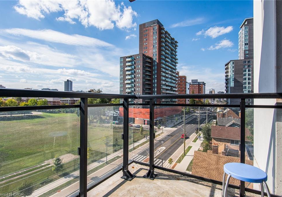 128-king-street-n-waterloo-ontario-40774510