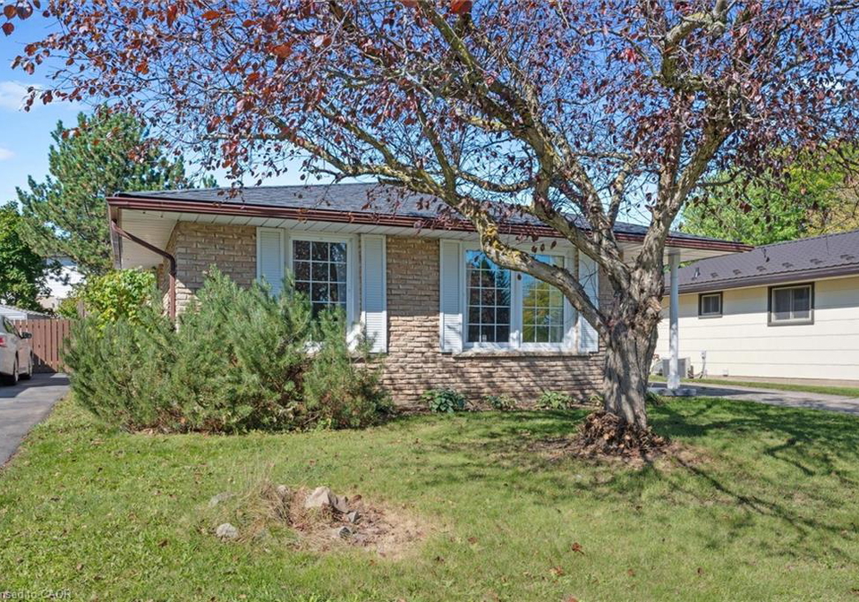 1470-queens-boulevard-kitchener-ontario-40774633