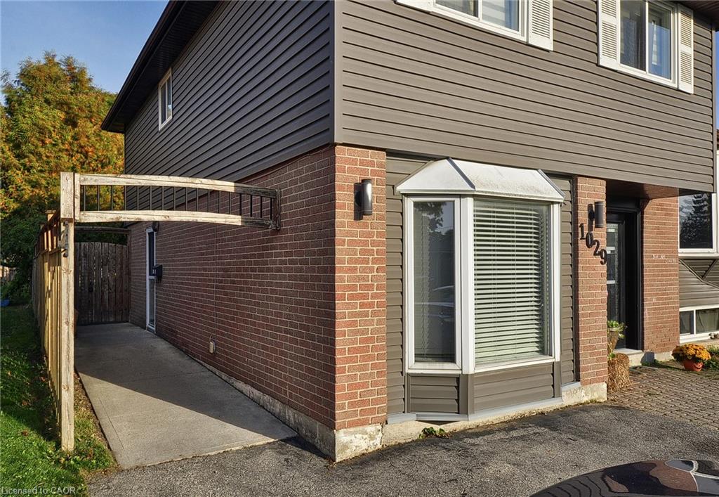 1029-valentine-drive-cambridge-ontario-40774671