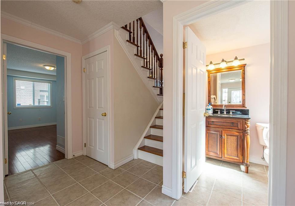 507-american-beech-avenue-waterloo-ontario-40774714