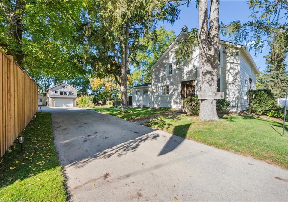 821-watson-road-s-puslinch-ontario-40774813
