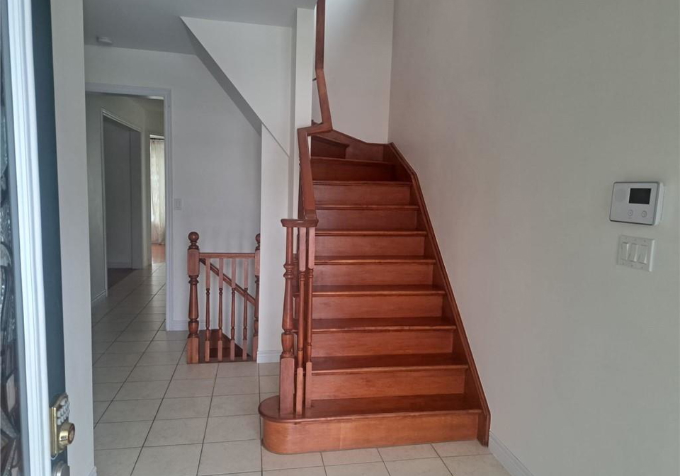 39-matteo-trail-hamilton-ontario-40774836