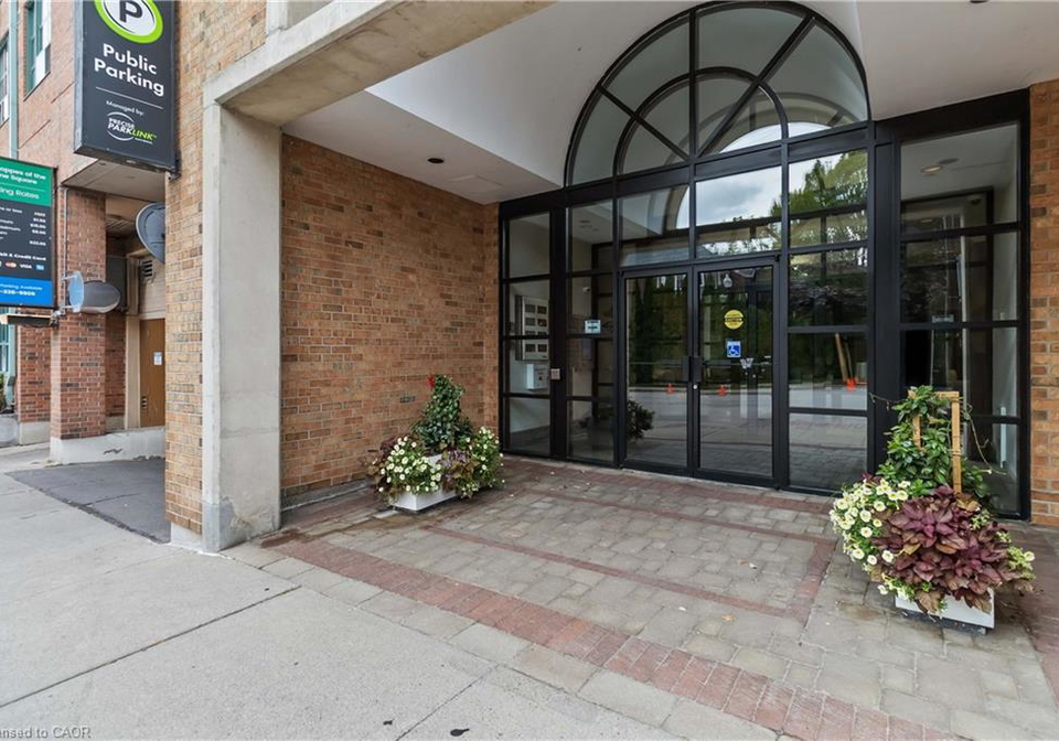 221-robinson-street-oakville-ontario-40774843