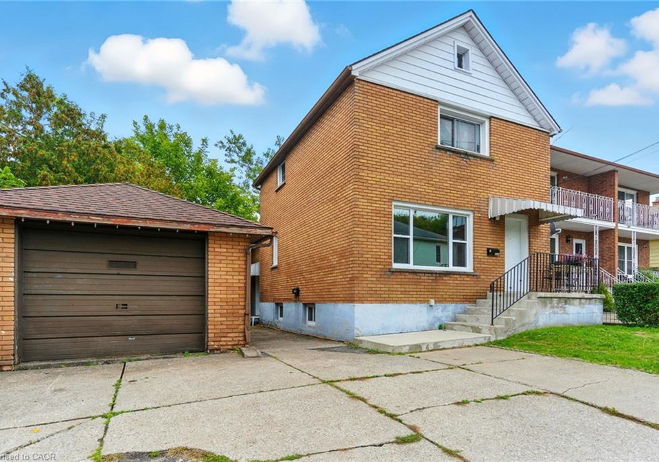 6044-grey-avenue-niagara-falls-ontario-40774960