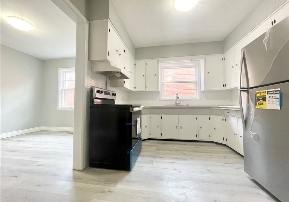 336-queenston-road-hamilton-ontario-40775021