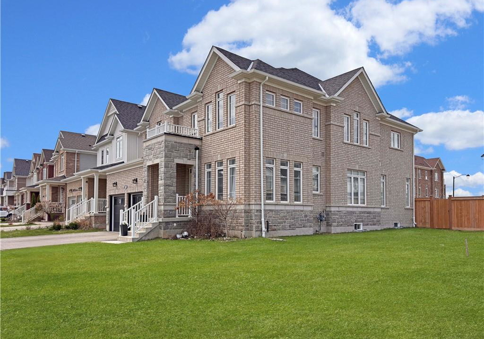37-drake-avenue-paris-ontario-40775091