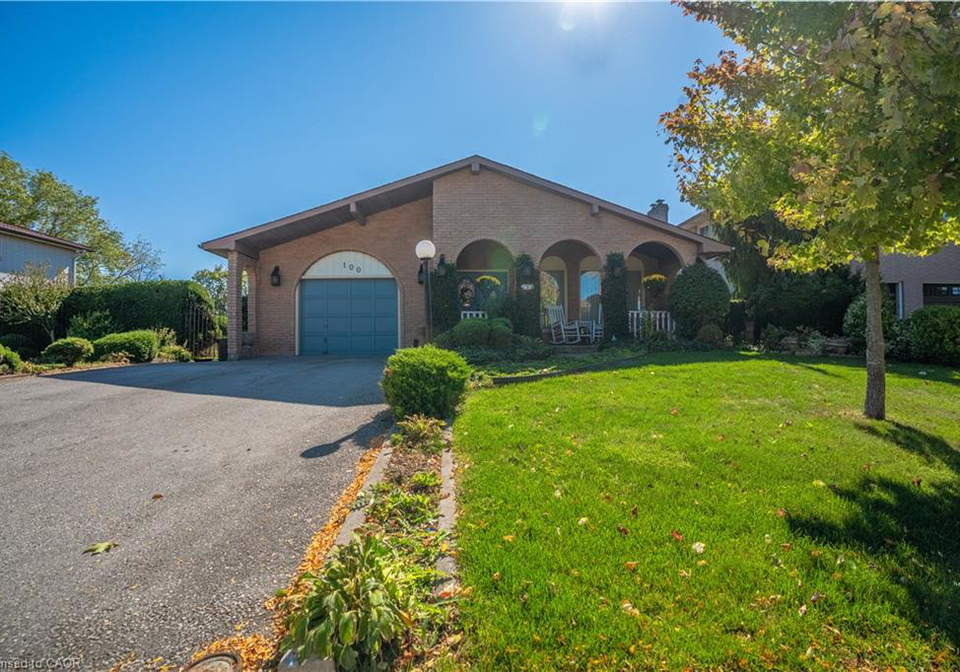 100-albion-falls-boulevard-hamilton-ontario-40775109