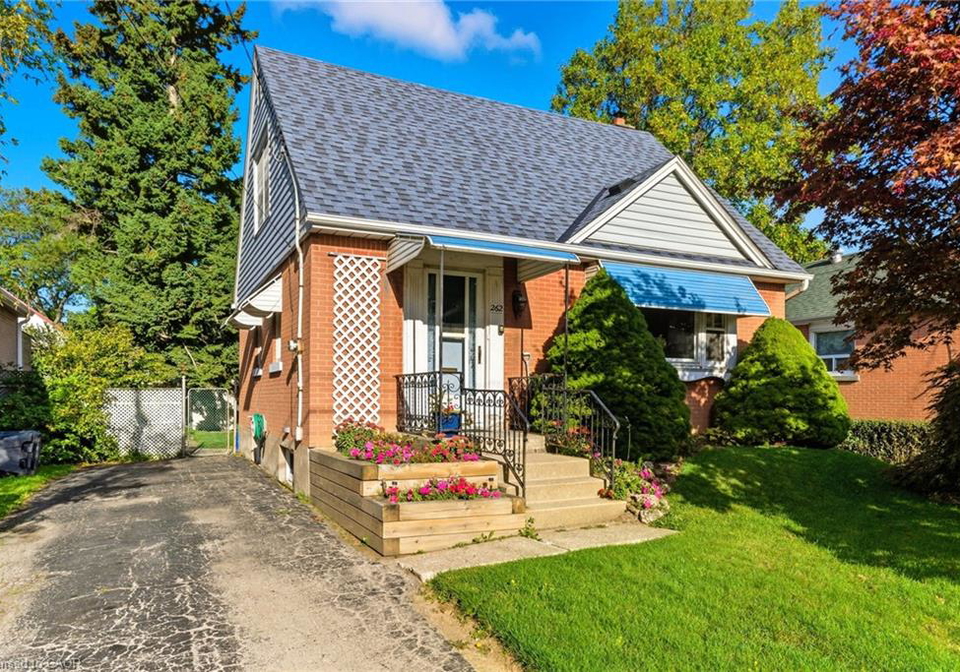 262-east-38th-street-hamilton-ontario-40775199
