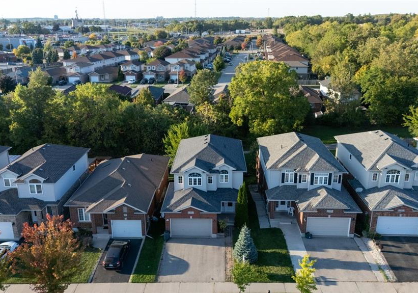 31-broadoaks-drive-cambridge-ontario-40775235