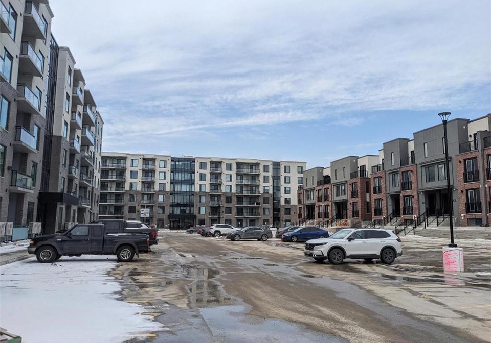 102-107-roger-street-waterloo-ontario-40775281