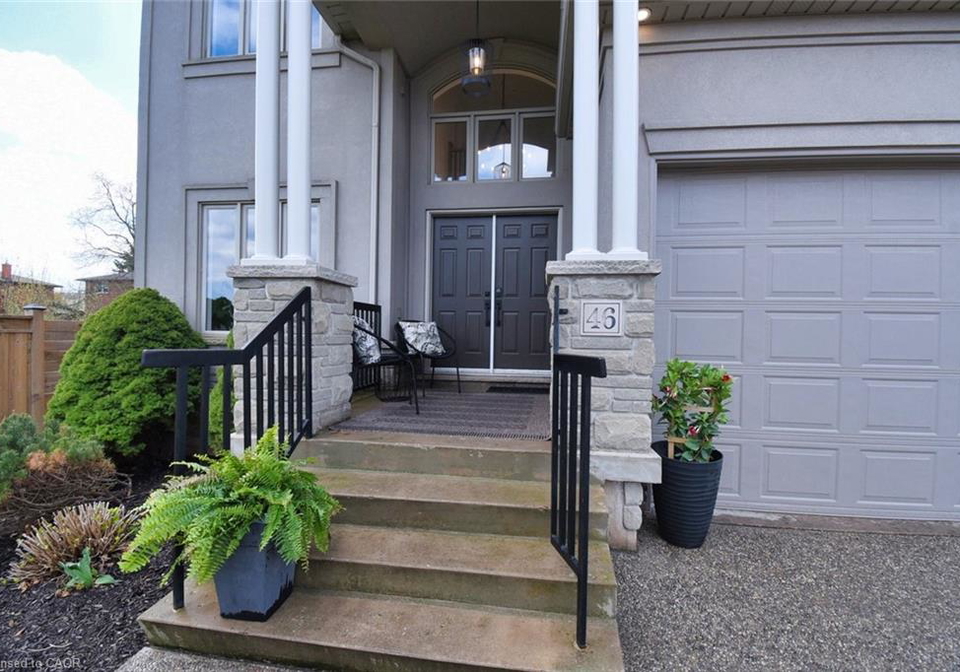 46-parkmanor-drive-stoney-creek-ontario-40775323