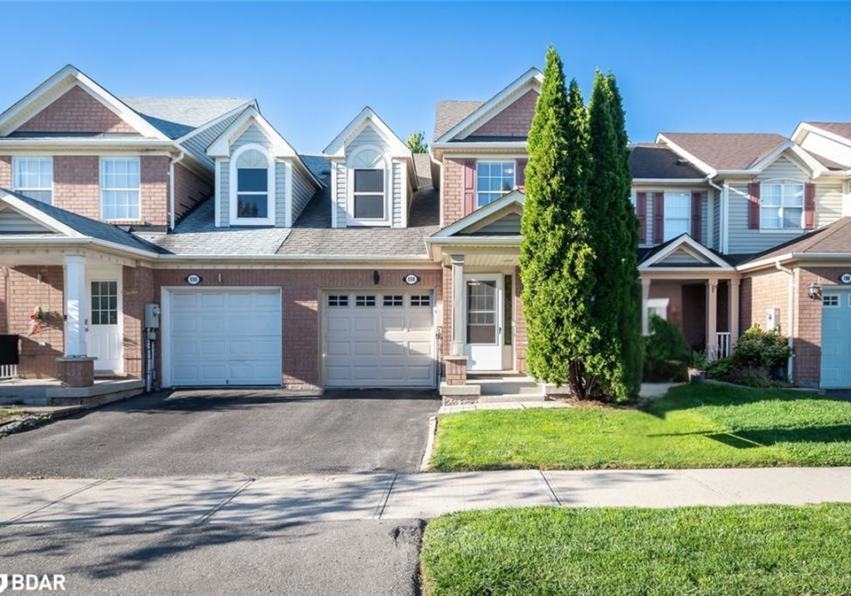 698-edwards-avenue-milton-ontario-40775384