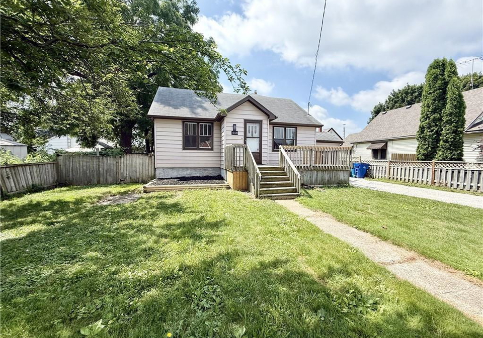 648-wallace-street-wallaceburg-ontario-40775415