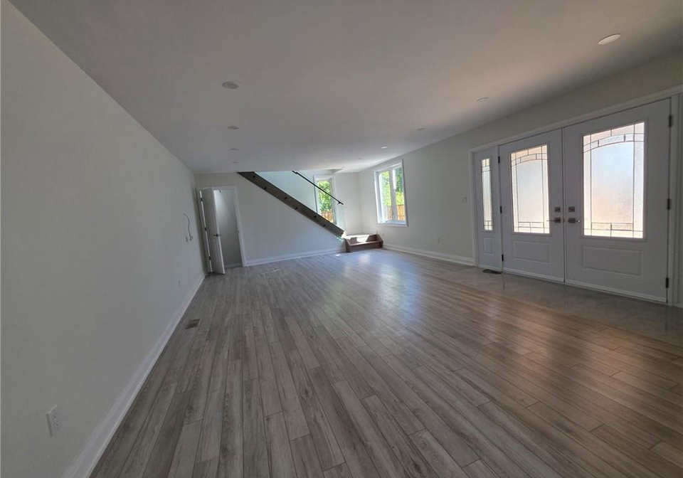 198-victoria-street-waterdown-ontario-40775417