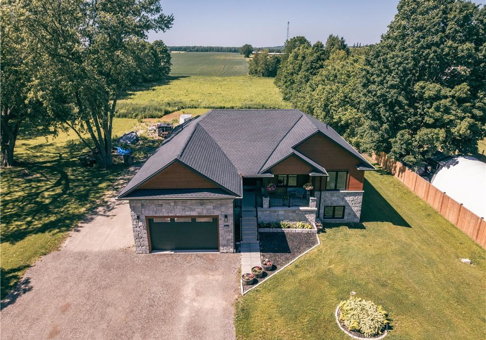 1020-victoria-street-ayton-ontario-40775428