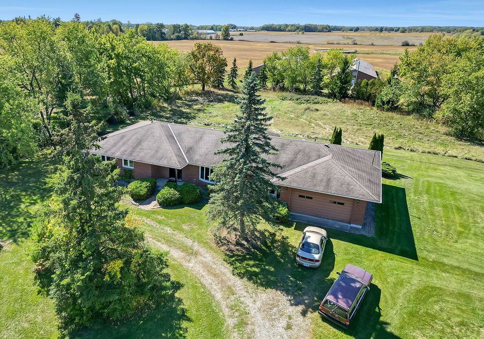 585-junction-road-canfield-ontario-40775531