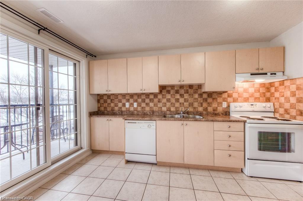 12-holborn-drive-kitchener-ontario-40775553