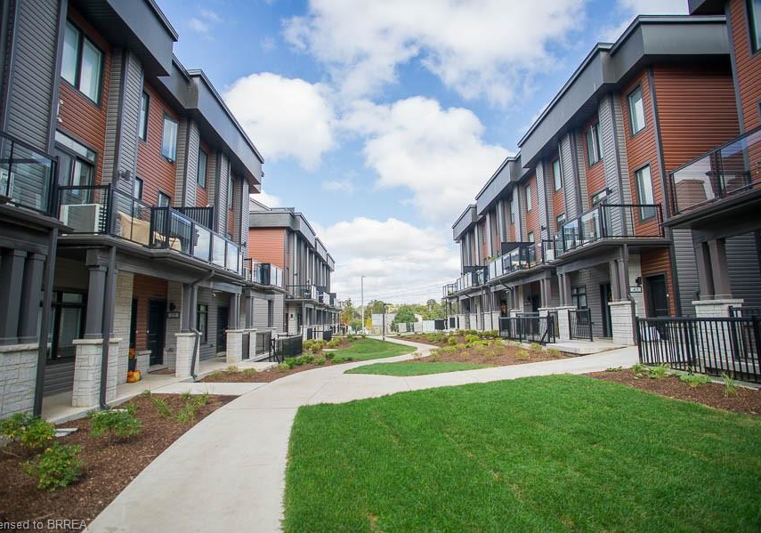 2-willow-street-paris-ontario-40775572