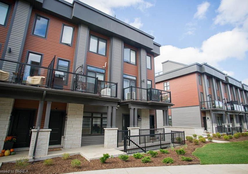 2-willow-street-paris-ontario-40775572