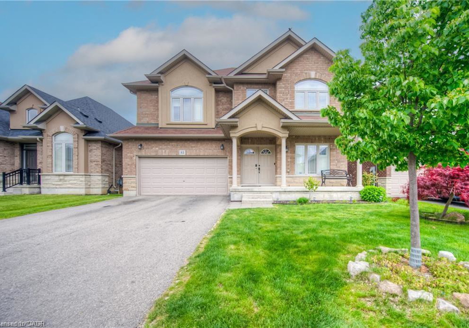 83-boulder-crescent-stoney-creek-ontario-40775597