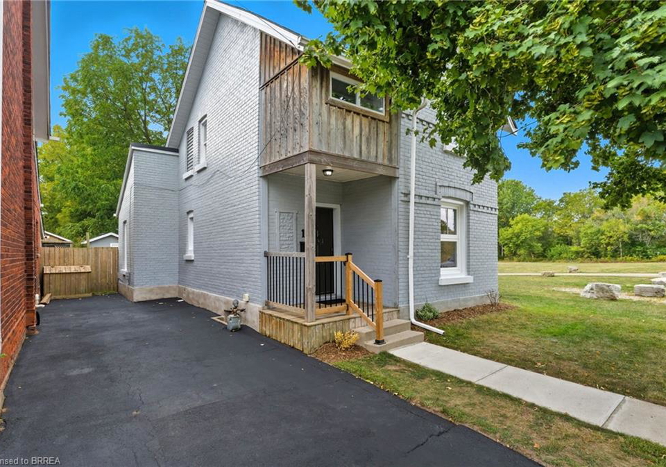 1-ontario-street-brantford-ontario-40775601