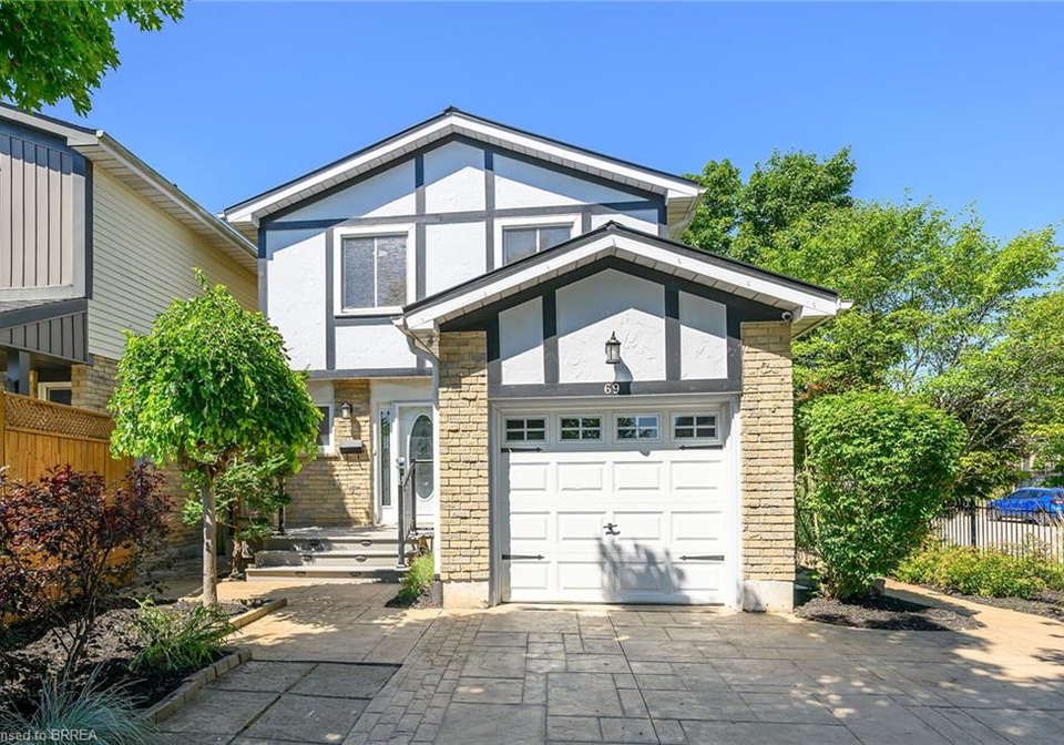 69-garden-crescent-paris-ontario-40775619