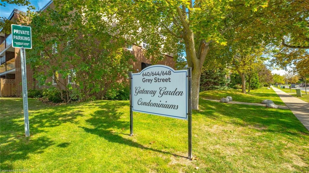 640-grey-street-brantford-ontario-40775808