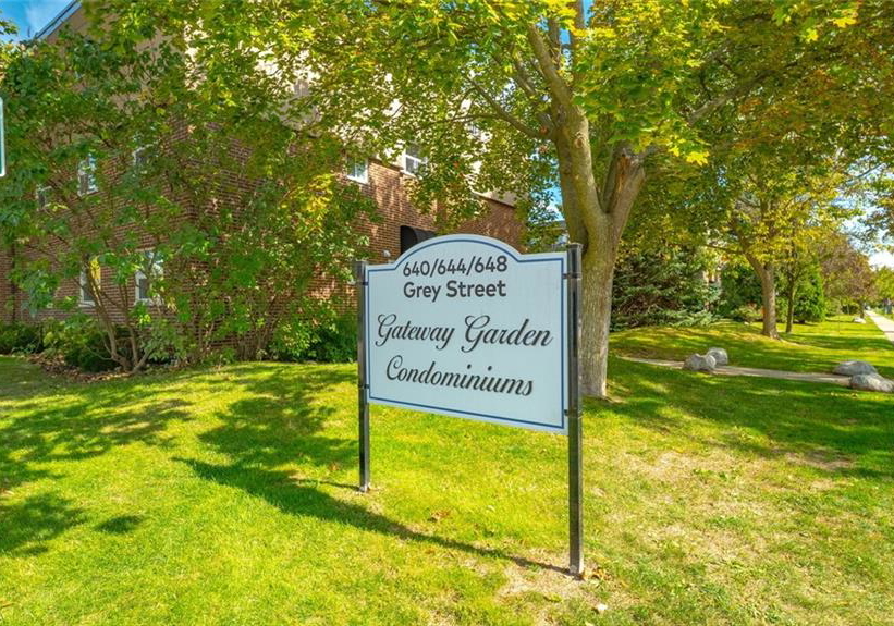 640-grey-street-brantford-ontario-40775808