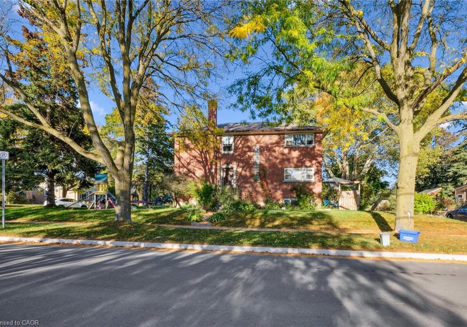 180-becker-street-kitchener-ontario-40775874