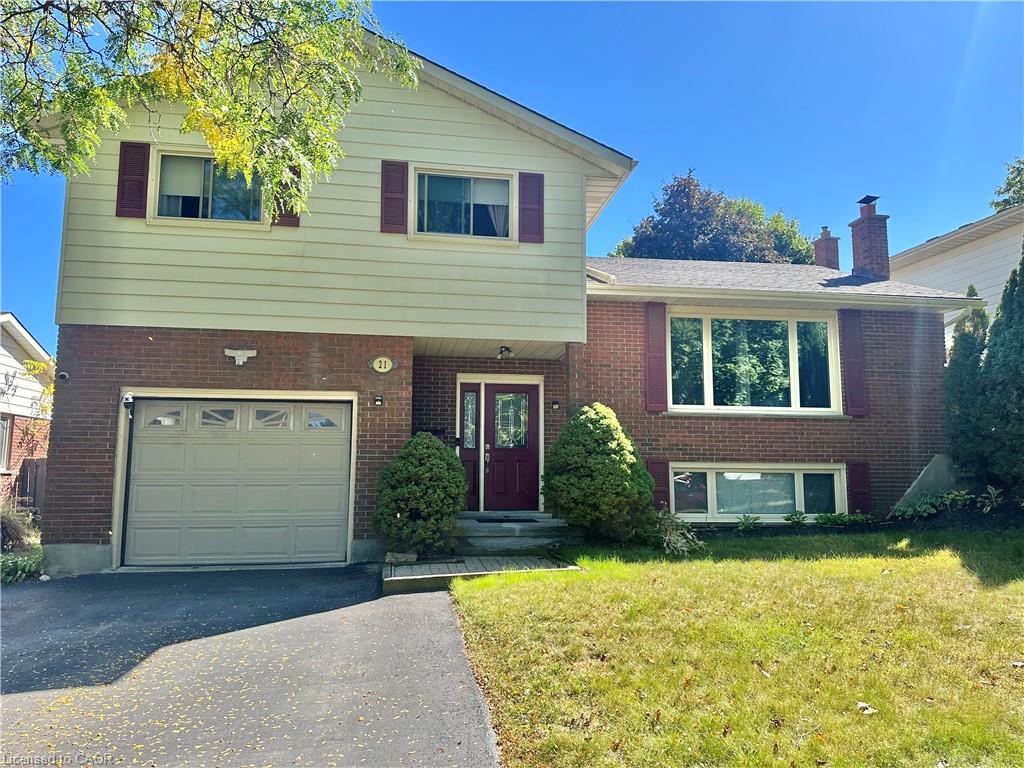 21-carriage-road-simcoe-ontario-40775891