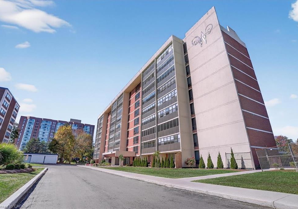 65-westmount-road-n-waterloo-ontario-40775898