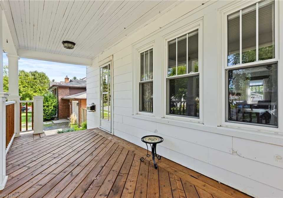 34-college-street-pelham-ontario-40775920