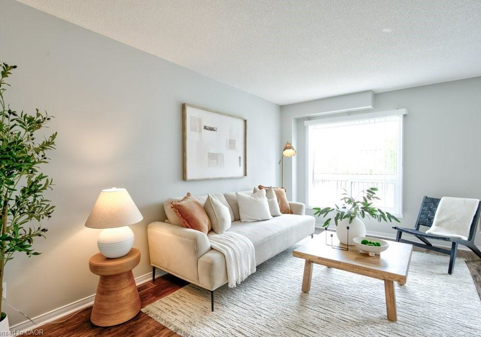 84-westmeadow-drive-kitchener-ontario-40776038