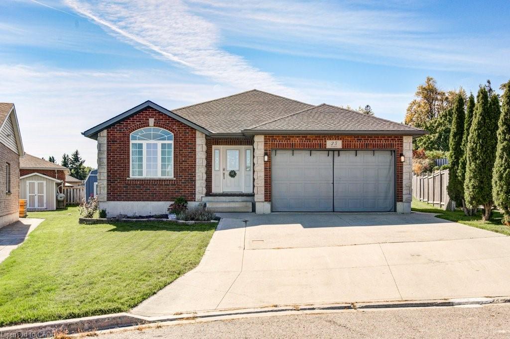 25-pickett-court-mitchell-ontario-40776125
