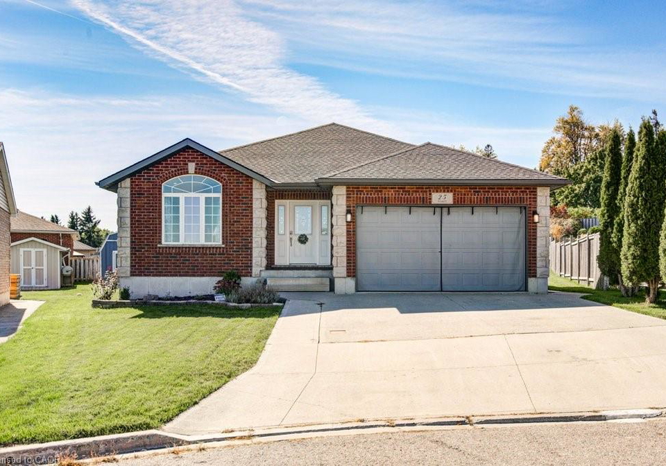 25-pickett-court-mitchell-ontario-40776125