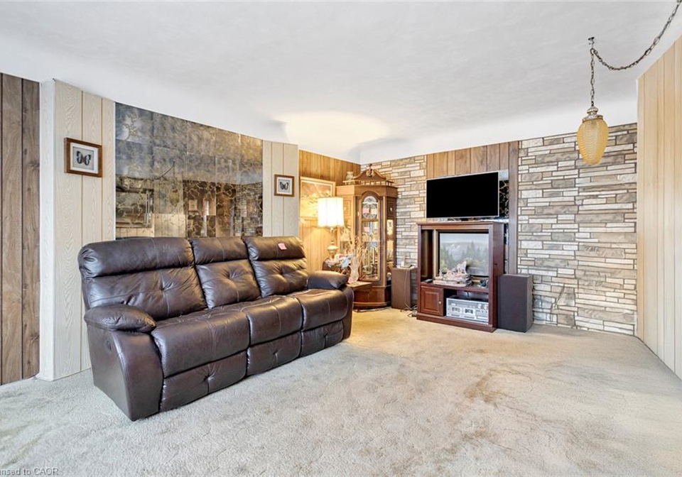 63-hardale-crescent-hamilton-ontario-40776138