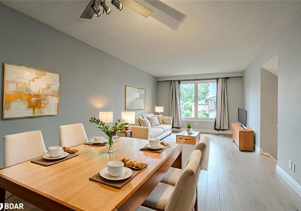 388-parkwood-avenue-bradford-ontario-40776179