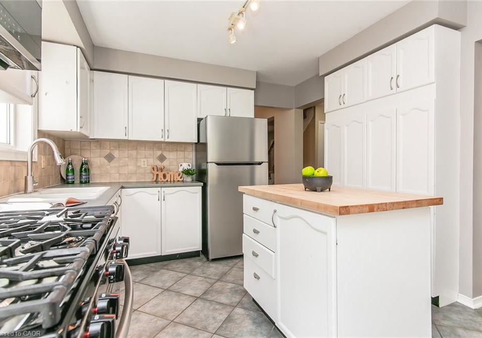 210-philip-court-fergus-ontario-40776251
