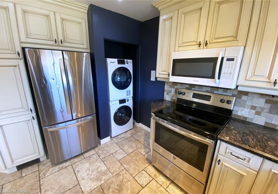 42-deschene-avenue-hamilton-ontario-40776380