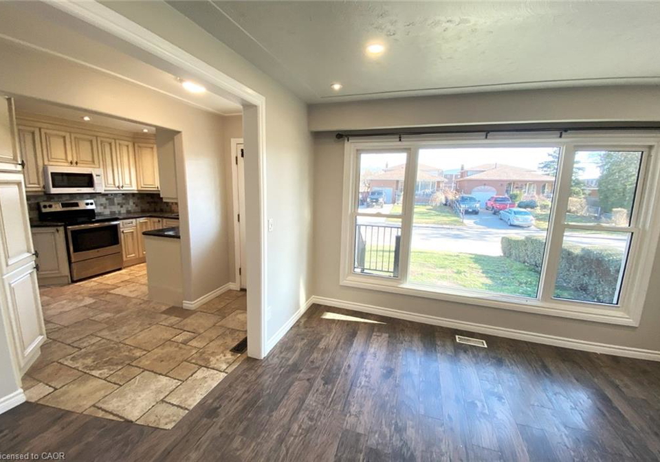 42-deschene-avenue-hamilton-ontario-40776380