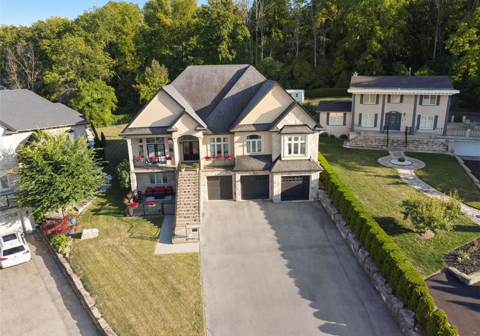 82-margaret-avenue-stoney-creek-ontario-40776442